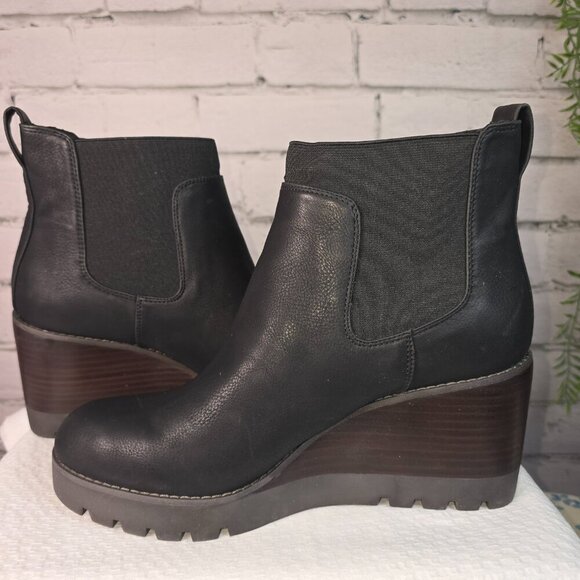 CROWN VINTAGE BLACK ANKLE BOOT STACKED HEEL WOMENS SIZE 9 EUC - Picture 7 of 9